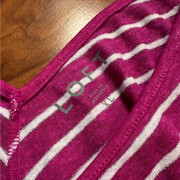 NWT LOFT women's XL pink tank with white and silver stripes - Picture 3 of 9